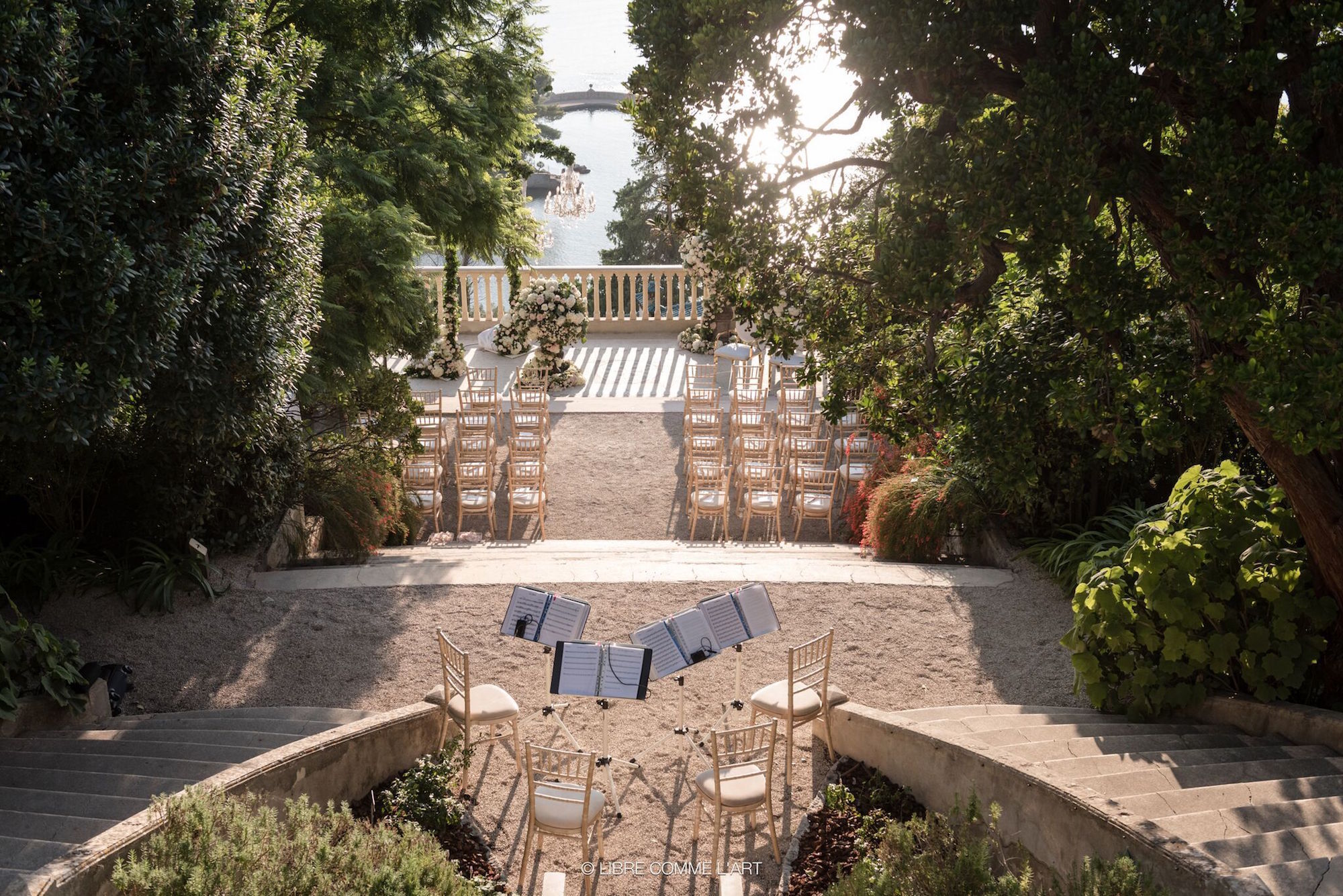 villa-garden-wedding-ceremony-setup