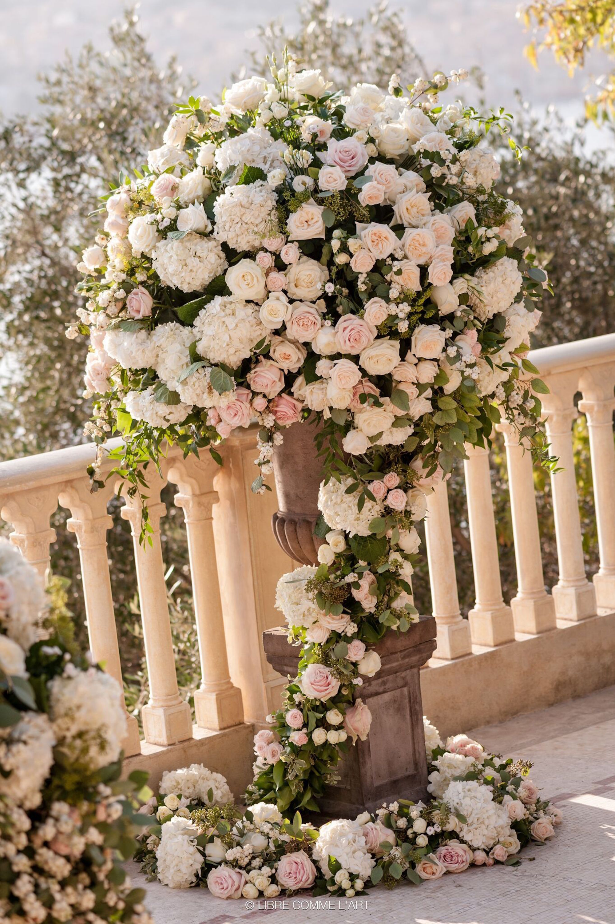 blush-wedding-florals