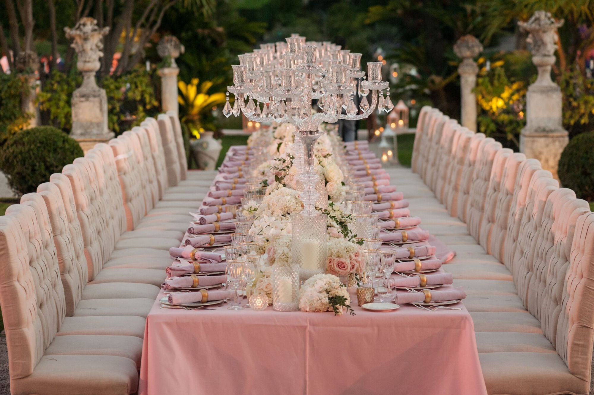 luxury-intimate-wedding-table