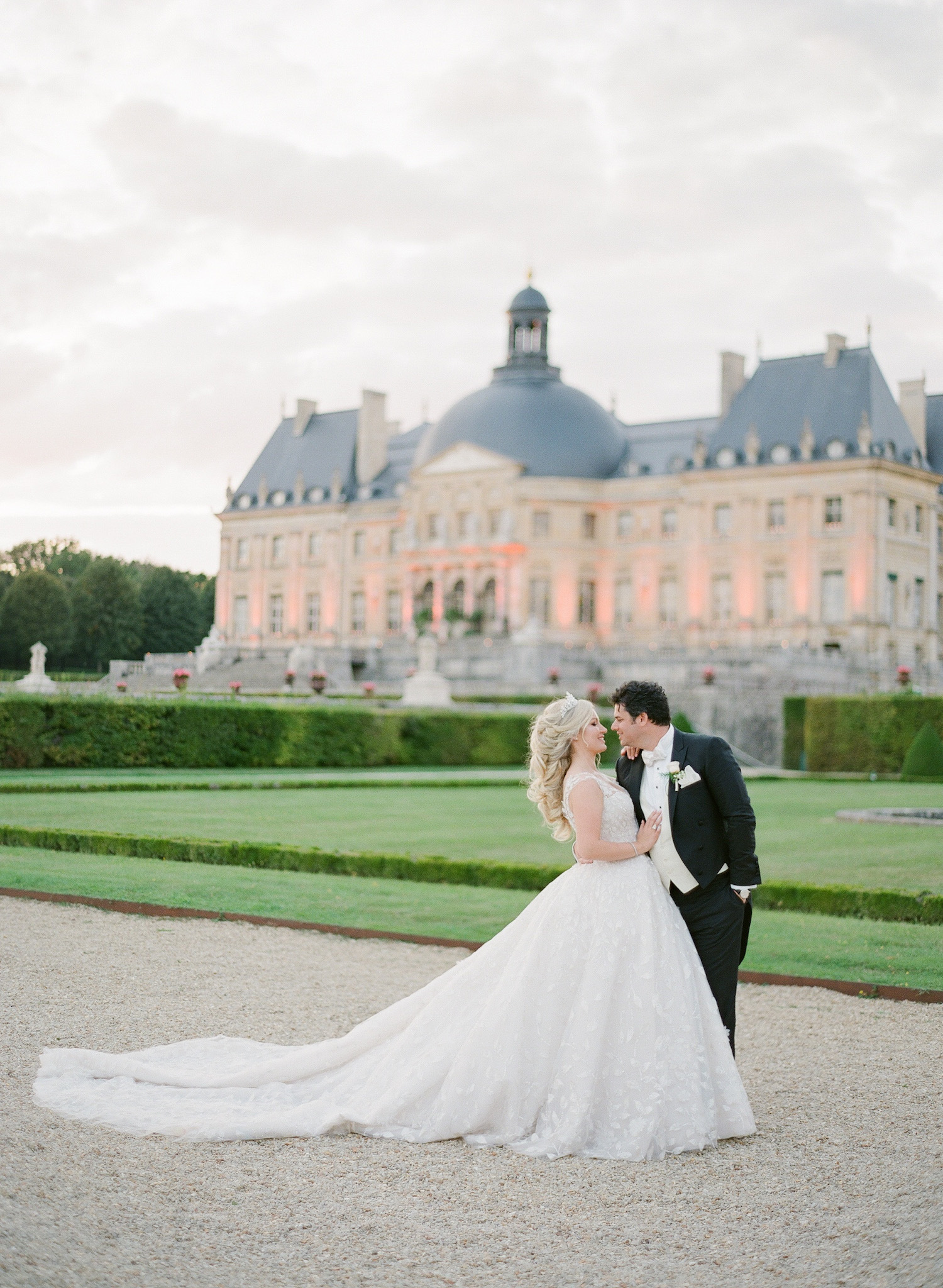 Your Royal Wedding At Chateau de Vaux le Vicomte - Audrey