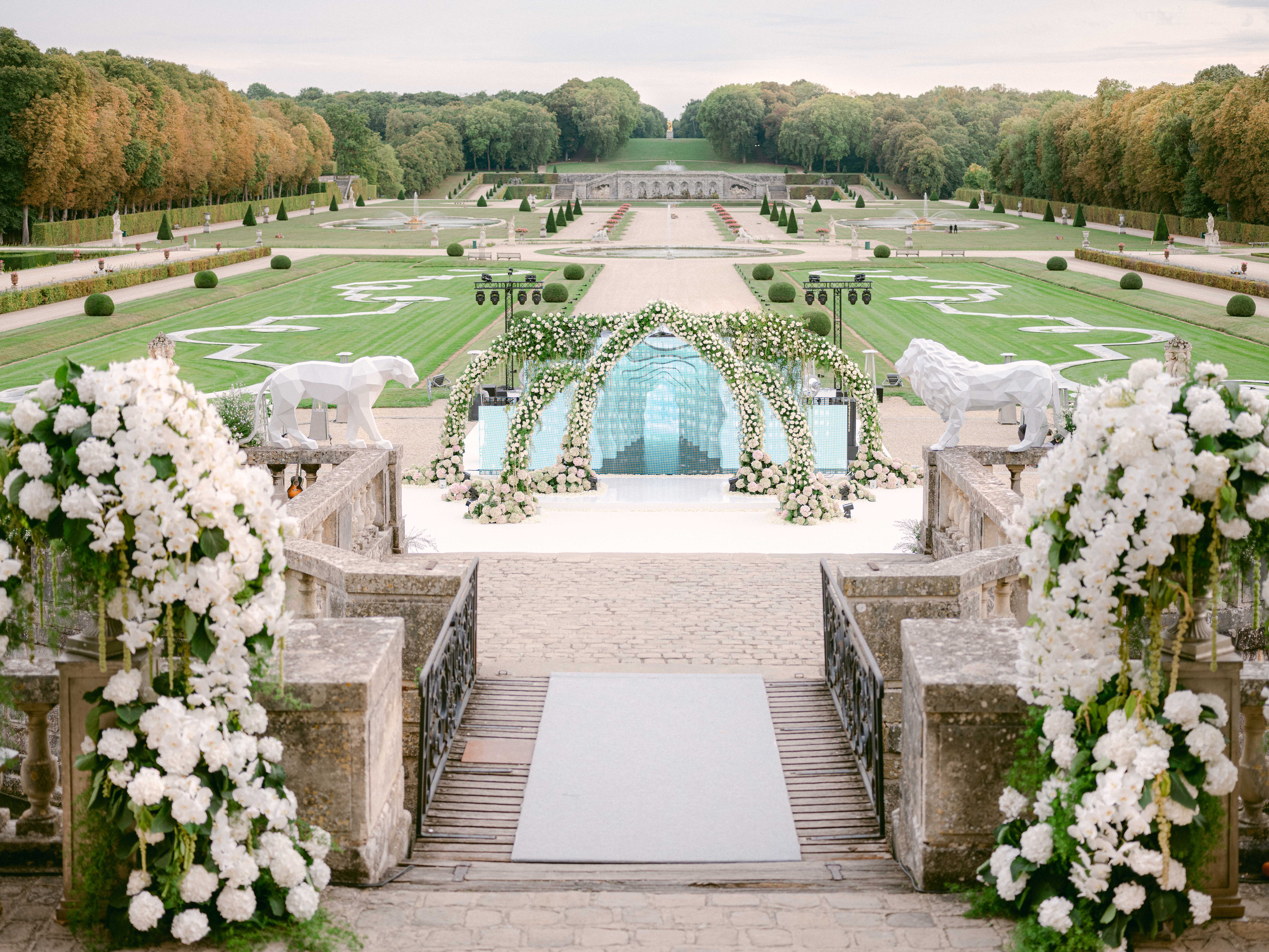 wedding-at-chateau-de-Vaux-le-Vicomte-44