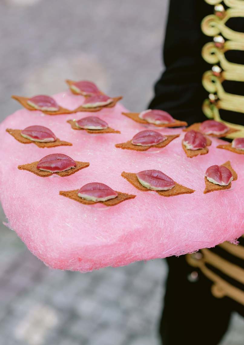 Celebrating at the Musée des Arts Forains: A Bespoke Circus Spectacle